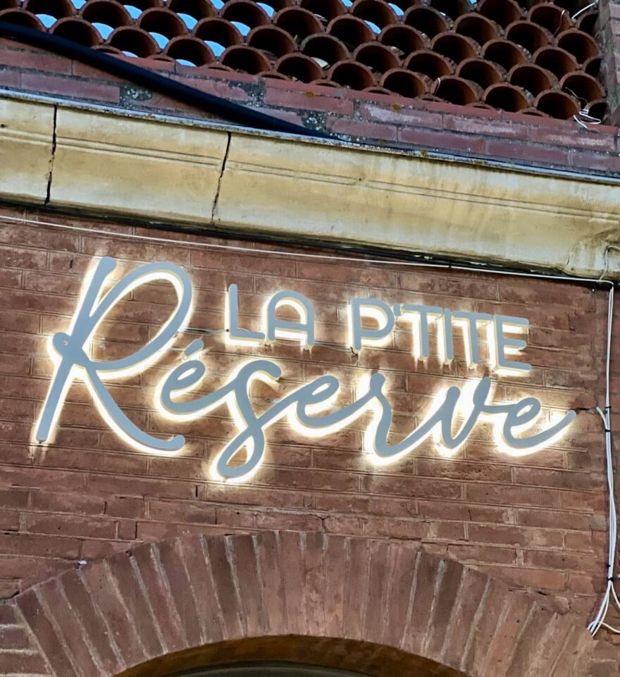 Enseigne lumineuses lettres rétros éclairées à Muret et Toulouse