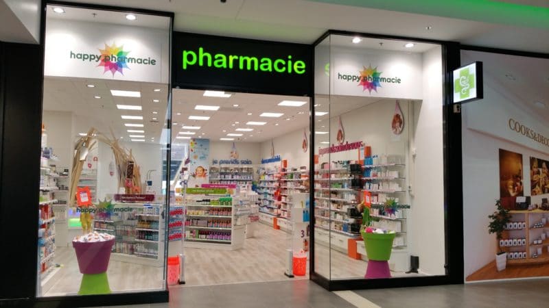 Enseigne lumineuse pharmacie Enseigne rétro-éclairée & texte évidé , enseigniste Toulouse