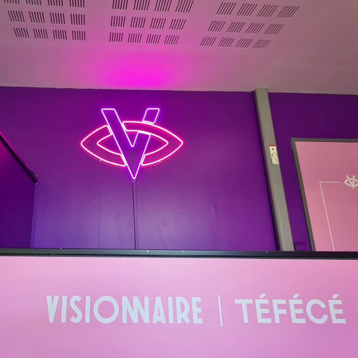 Enseigne néon Toulouse Montauban