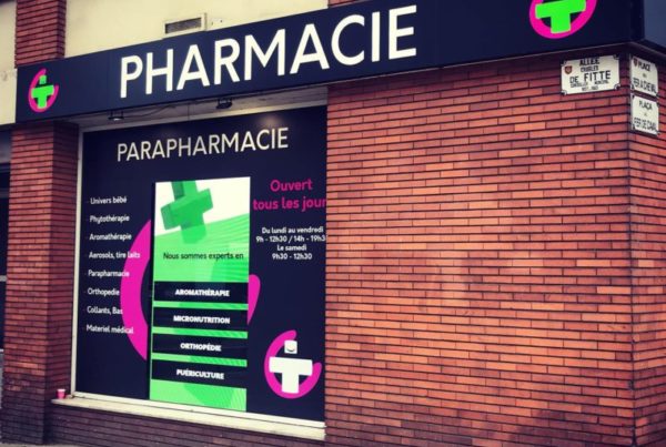 Enseigne lumineuse led Toulouse signalétique pharmacie et marquage vitrine