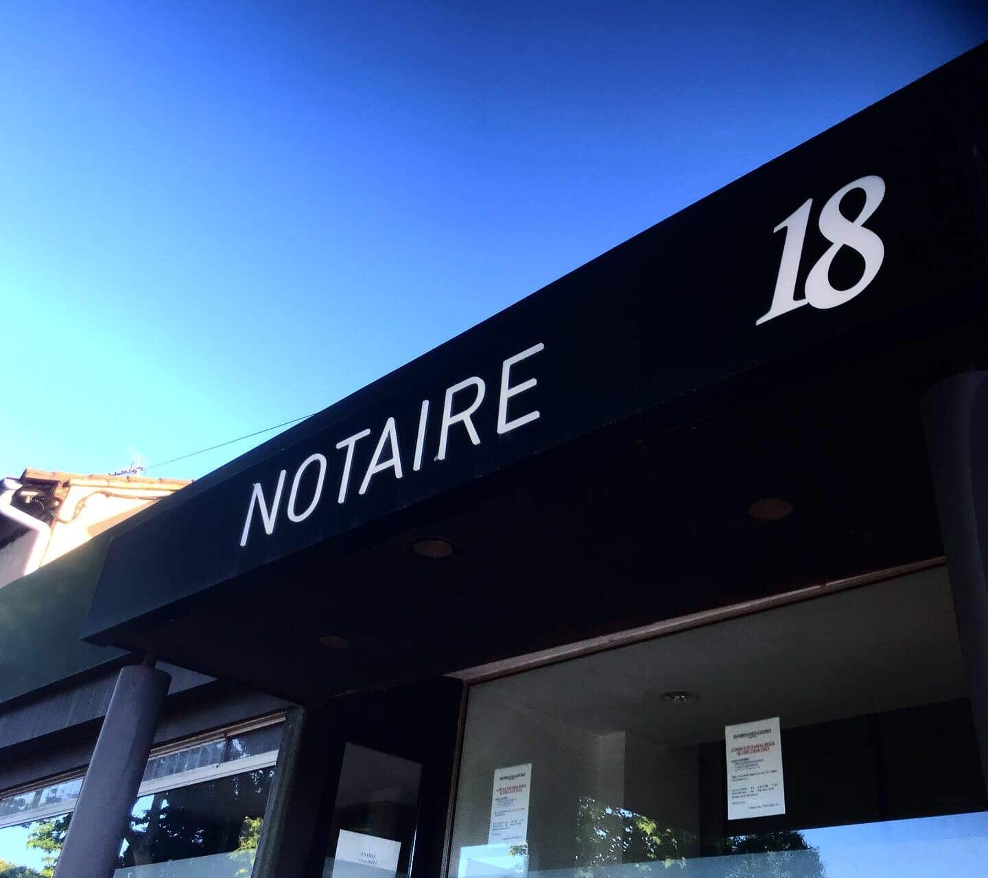 Enseigne Notaire