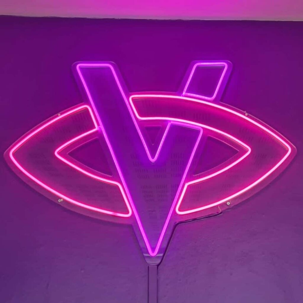 Enseigne-lumineuse-Toulouse-Montauban-2-3-1080x1080