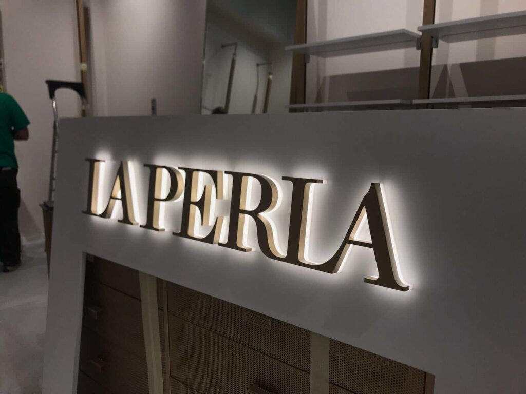 enseigne-lumineuse-Toulouse-La-Perla