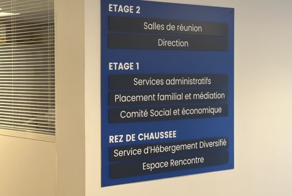 Signalétique intérieure Accueil Famille