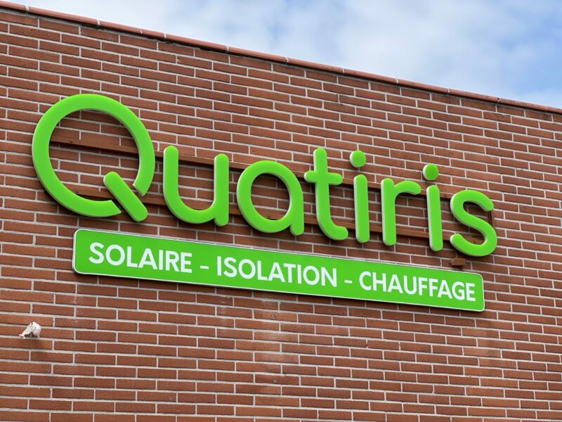 Enseigne lumineuse pour Quatiris à Toulouse