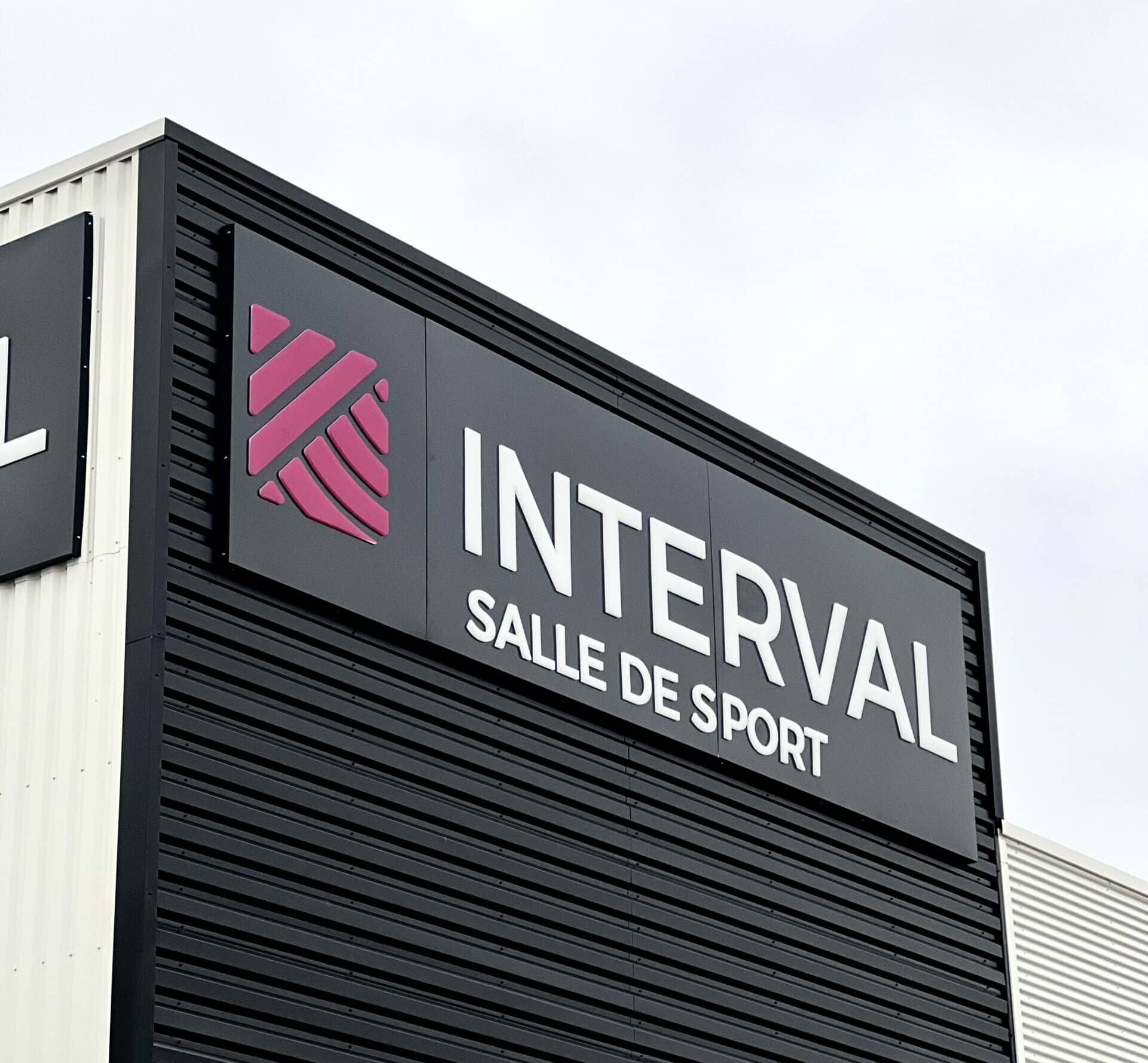 Enseigne lumineuse salle de sport Toulouse