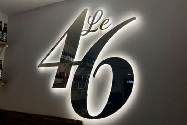 Enseigne lumineuse brasserie Le 46