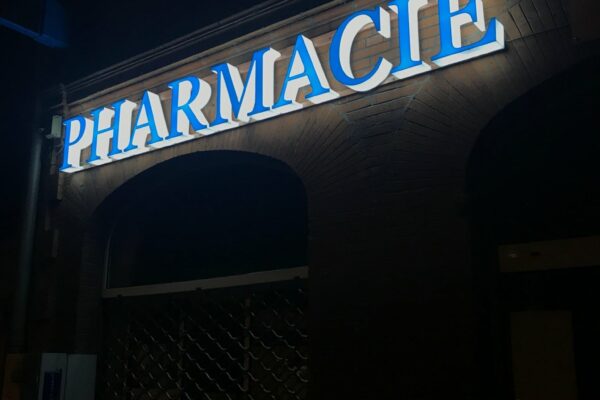 Enseigne toulouse pharmacie