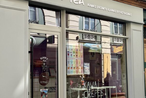 Enseigne, signalétique et habillage façade bois bunny Tea à Toulouse