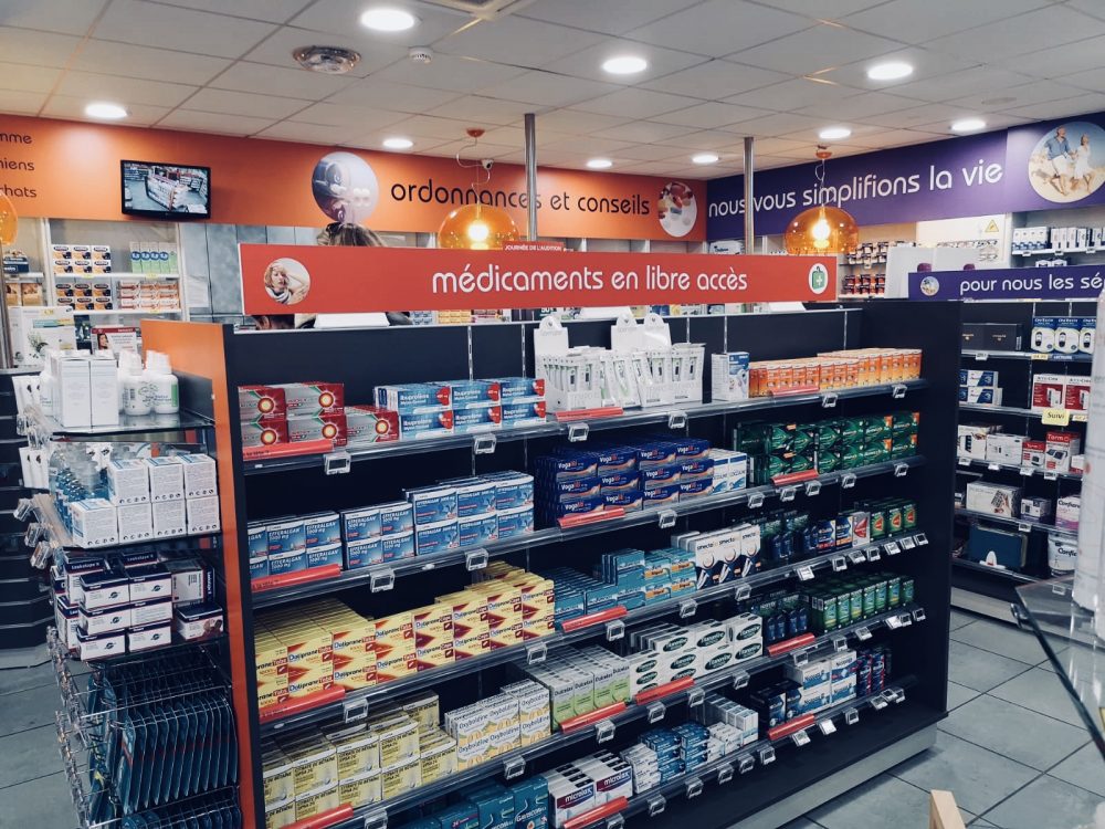Enseigne-et-signaletique-Pharmacie-Toulouse-1-e1550683413383