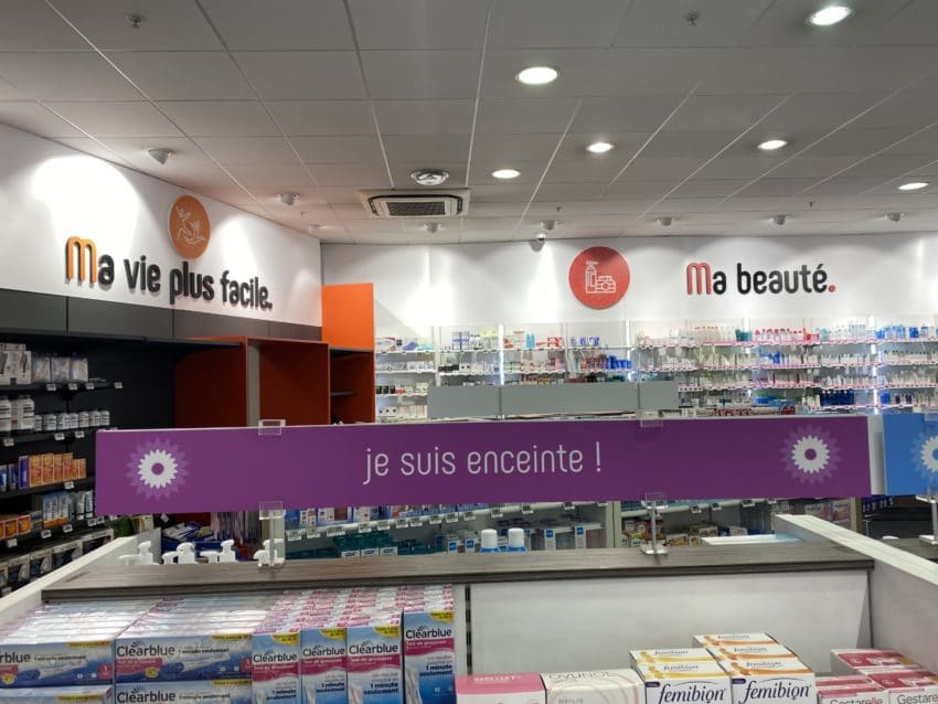 Enseigne-et-signaletique-pharmacie-Toulouse-2-scaled-e1603452319182