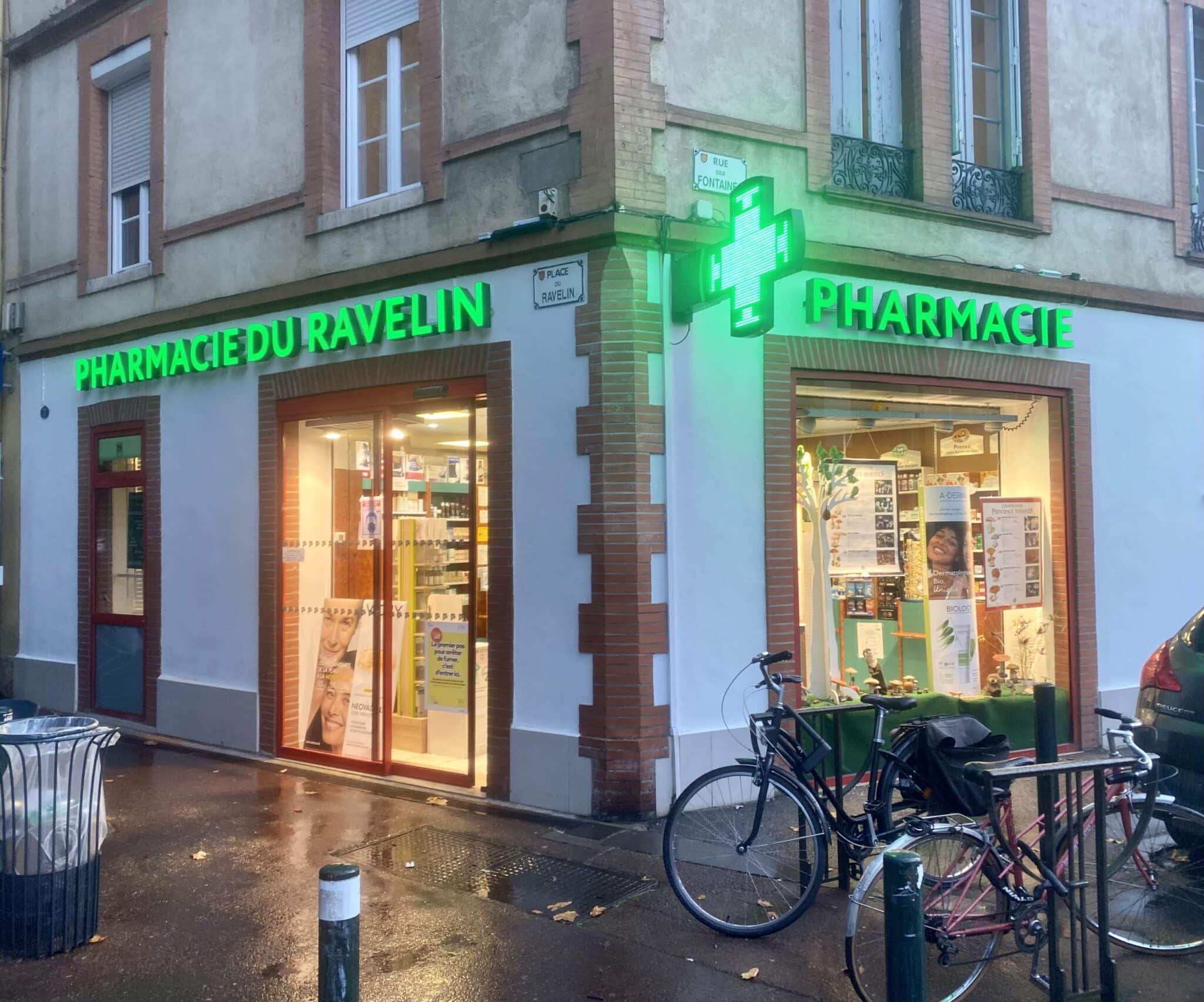 Enseigne-lumineuse-pharmacie-Toulouse-2-scaled