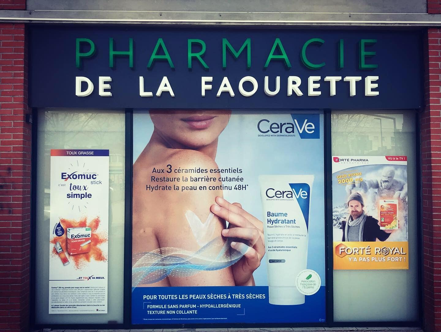 Enseigne-toulouse-enseigne-led-pharmacie-2