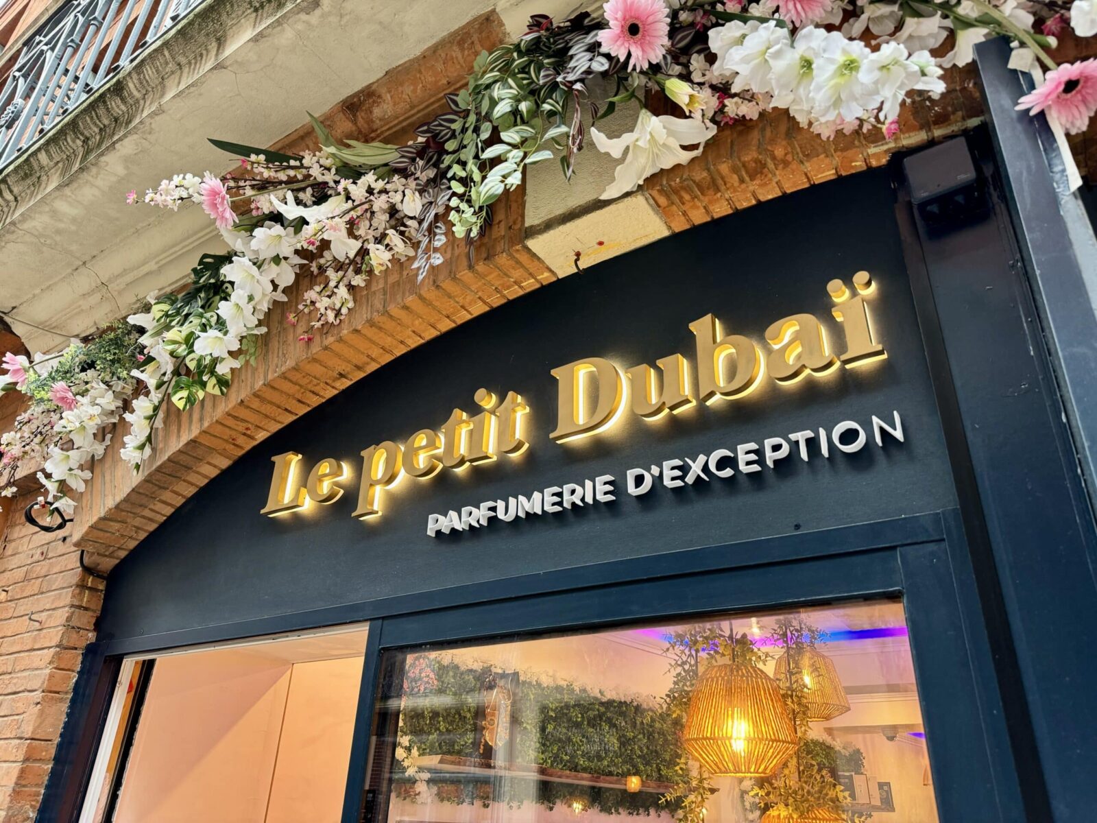 IMG_0904-scaled-e1702399593998